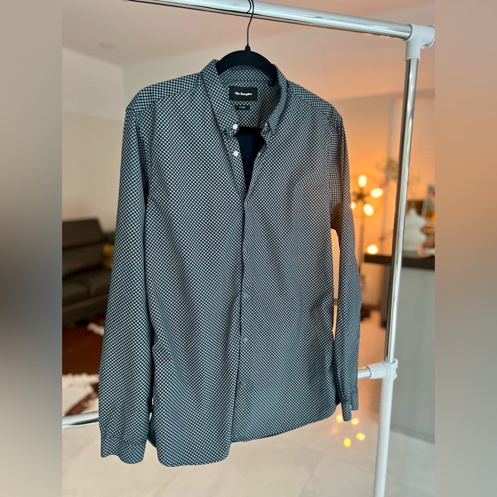 The Kooples fitted button down jacquard navy shirt Sz L